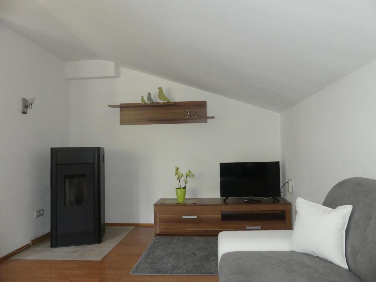Apartment Fischer Tarrenz Exteriör bild
